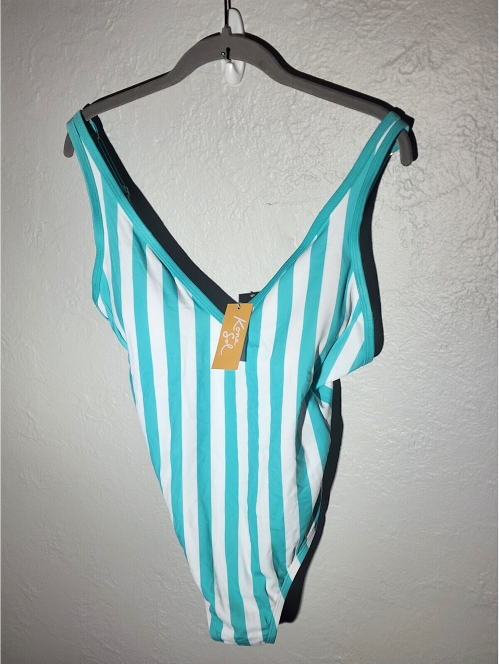 Kona Sol Womens Bathing Suit One Piece Cross Body Turq Blue Floral Size M (8-10)